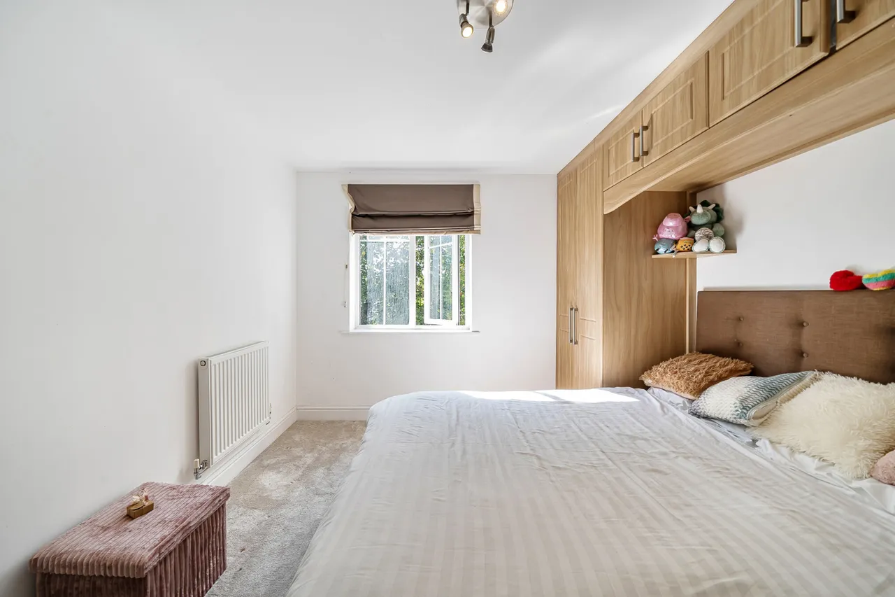Ellis Close, Ruislip, HA4, photo 13