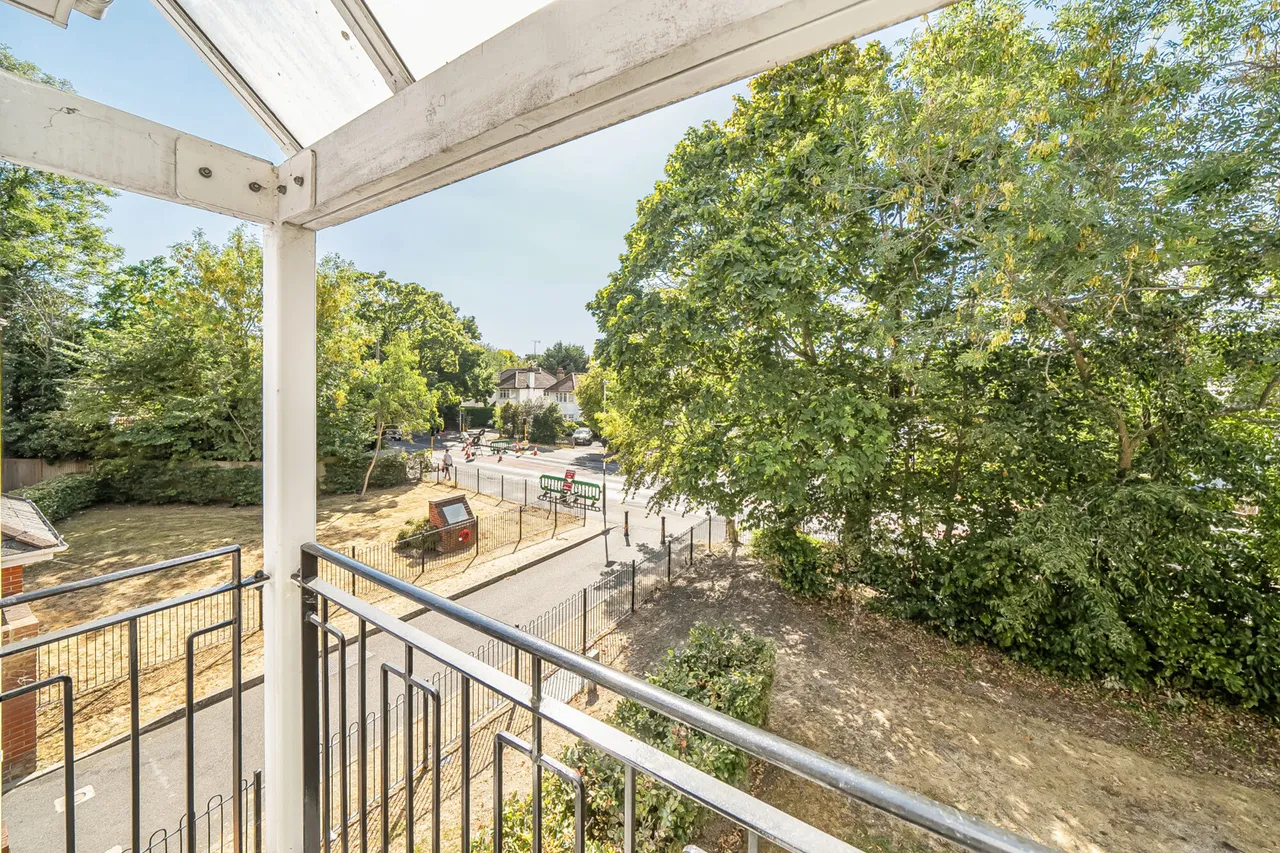 Ellis Close, Ruislip, HA4, photo 11