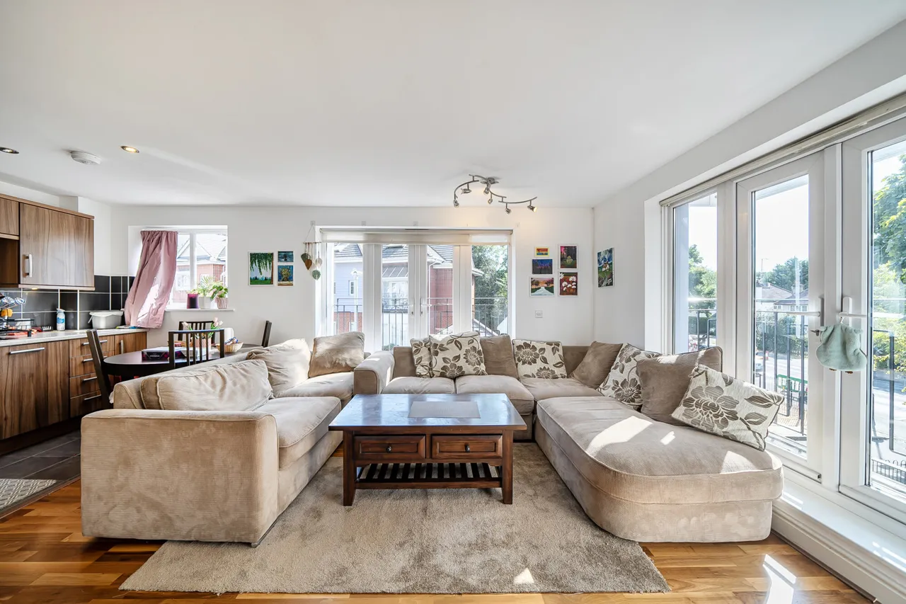 Ellis Close, Ruislip, HA4, photo 2