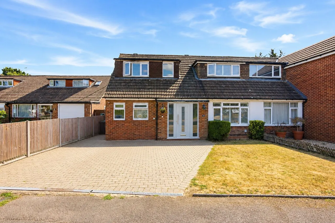 3 bed house for sale, Butterfield Road, Wheathampstead, AL4
