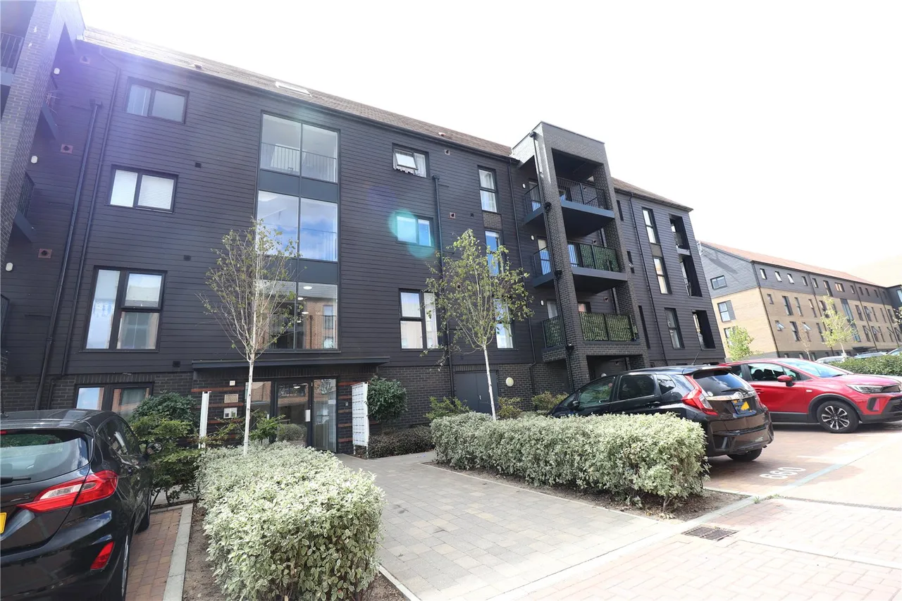 Rixson Road, Weldon, DA10, photo 5