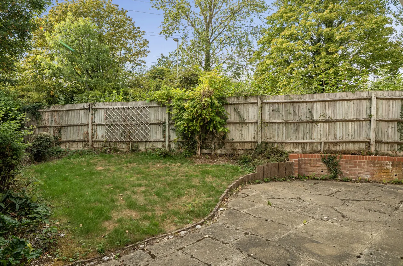 Rayner Drive, Arborfield, RG2, photo 7