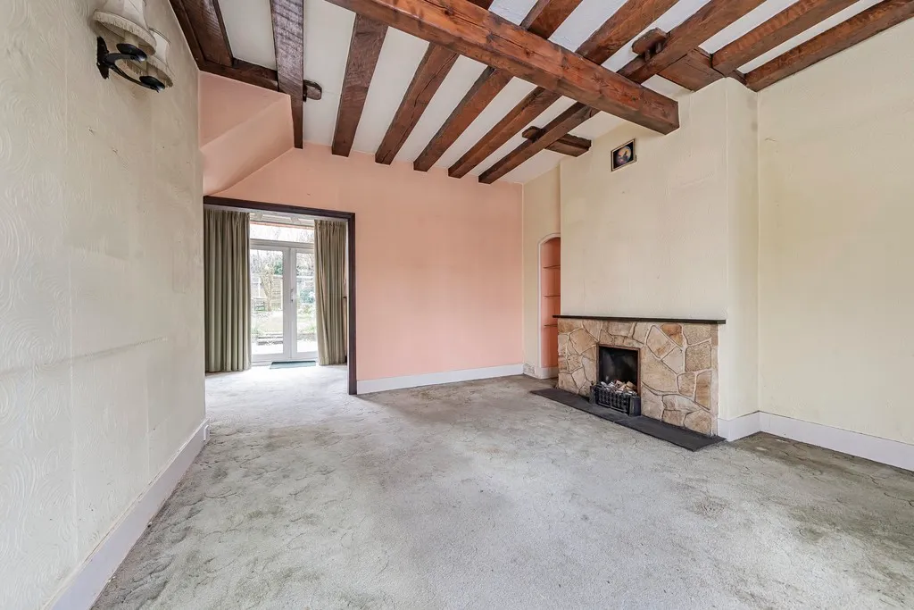 High Road, Eastcote, HA5, photo 28