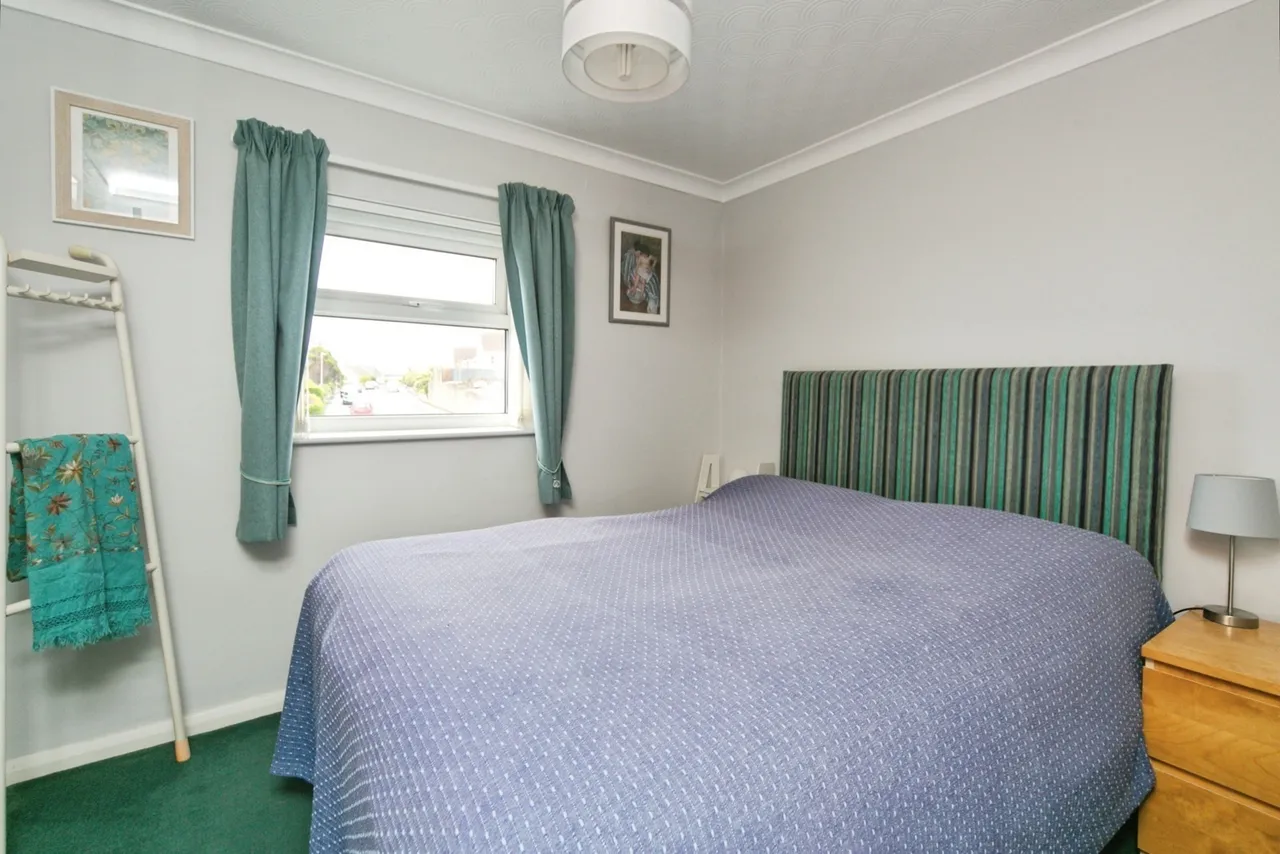 Hawes Drive, Deganwy, LL31, photo 37
