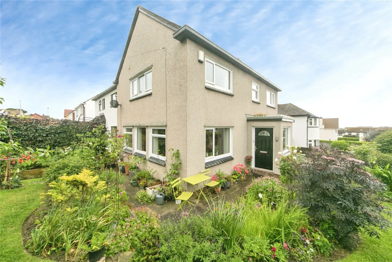 Hawes Drive, Deganwy, LL31, photo 6