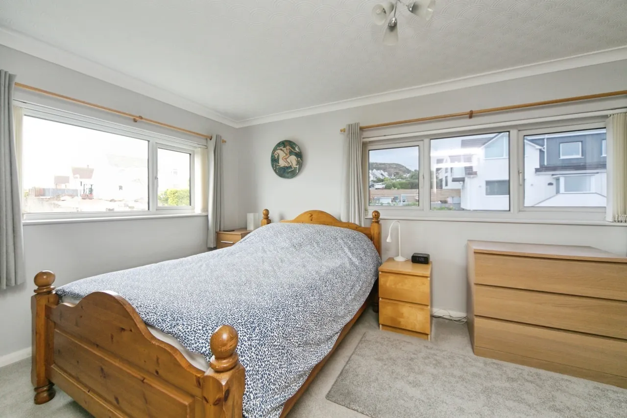 Hawes Drive, Deganwy, LL31, photo 39