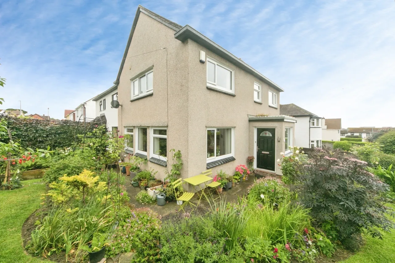 Hawes Drive, Deganwy, LL31, photo 26