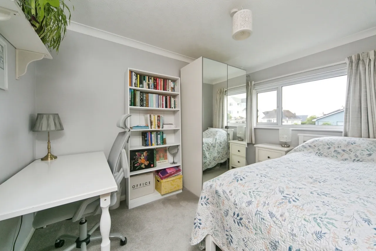 Hawes Drive, Deganwy, LL31, photo 36