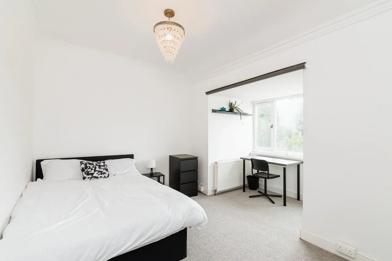 Pool Lane, Oldbury, B69, photo 12