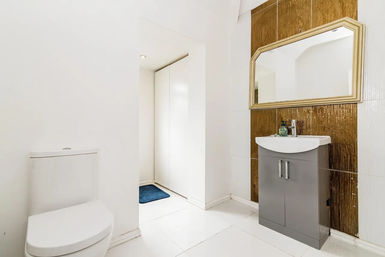 Pool Lane, Oldbury, B69, photo 18