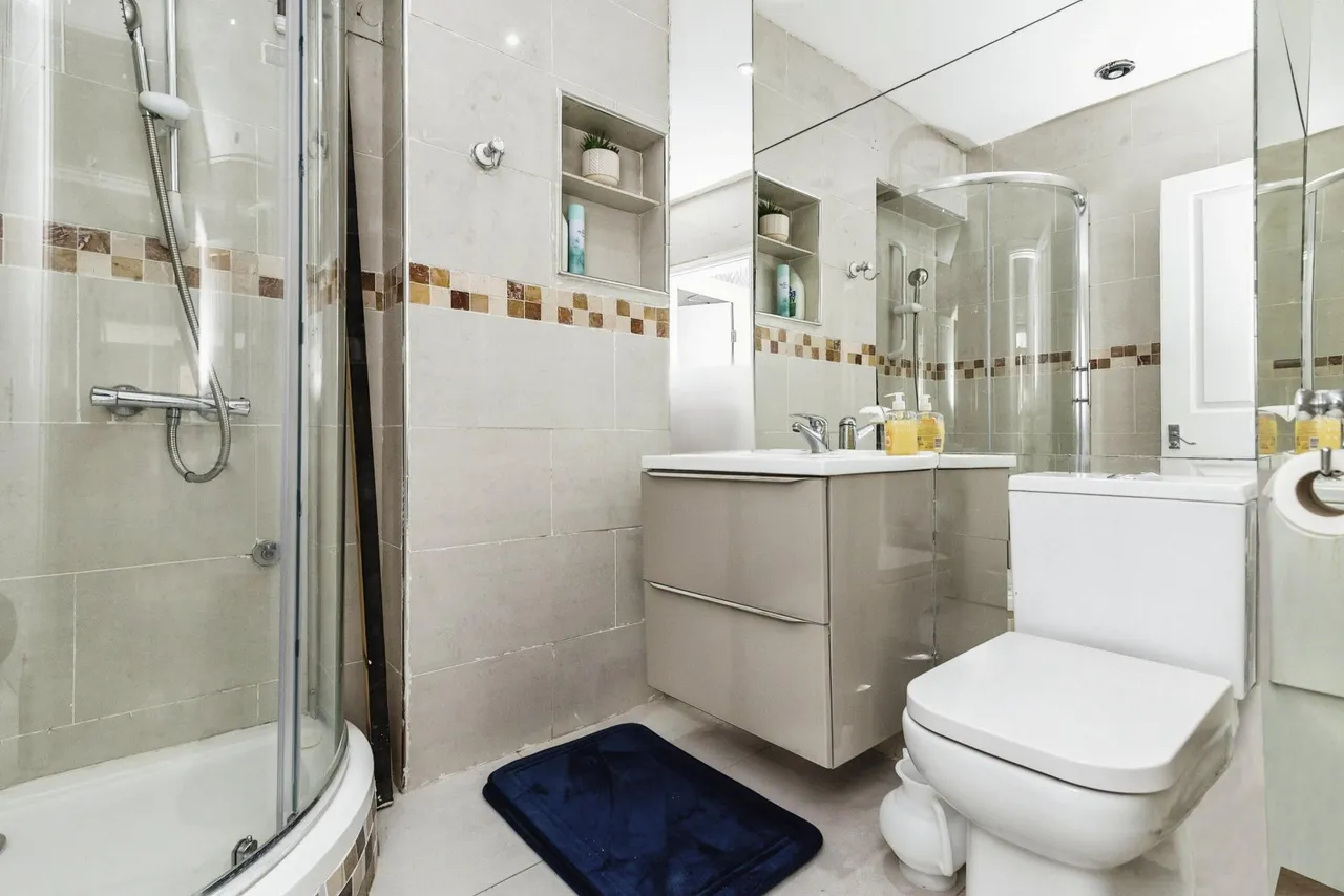 Pool Lane, Oldbury, B69, photo 10