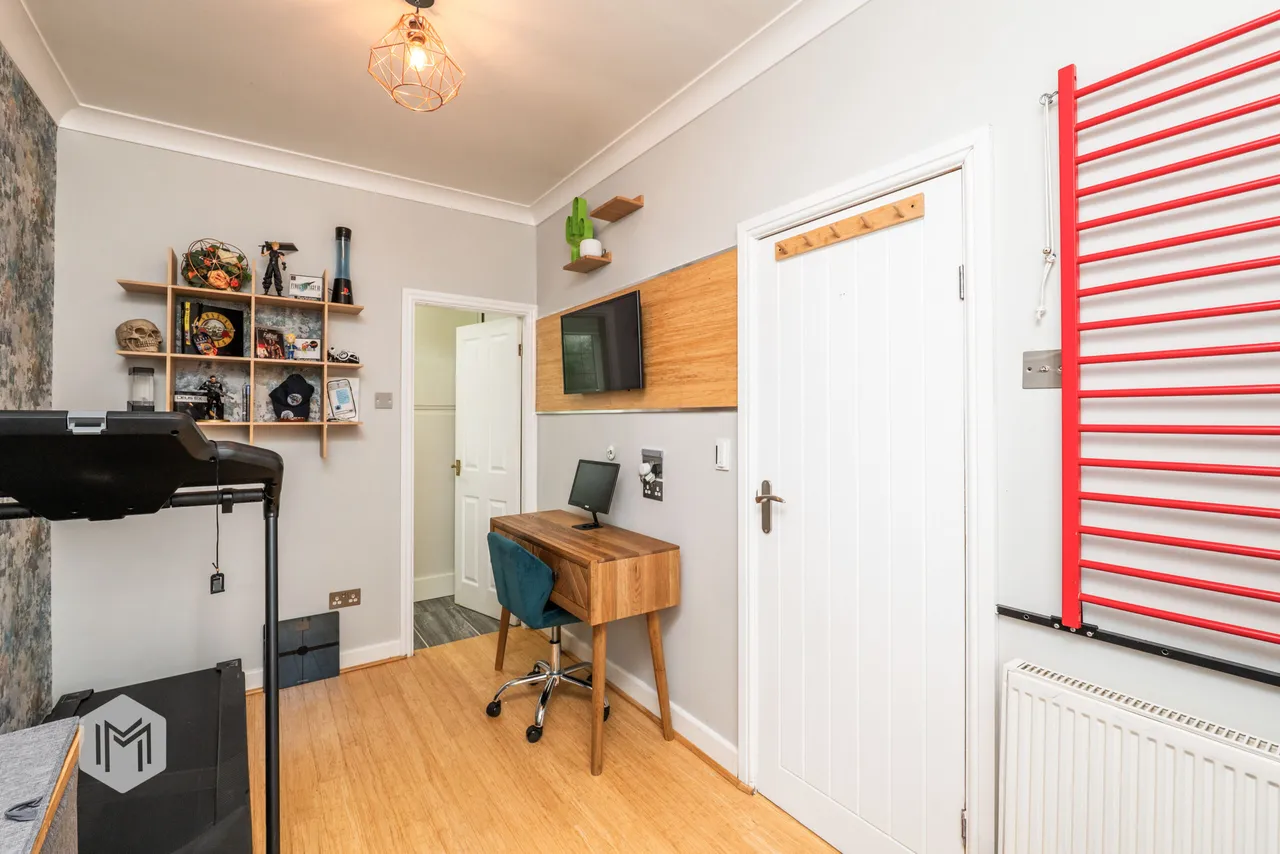 Mile Lane, Bury, BL8 2DS, photo 13