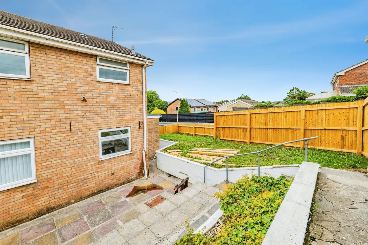 Ffordd Yr Afon Bridgend, CF31, photo 20