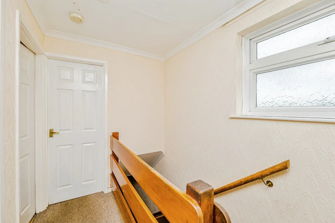 Ffordd Yr Afon Bridgend, CF31, photo 11