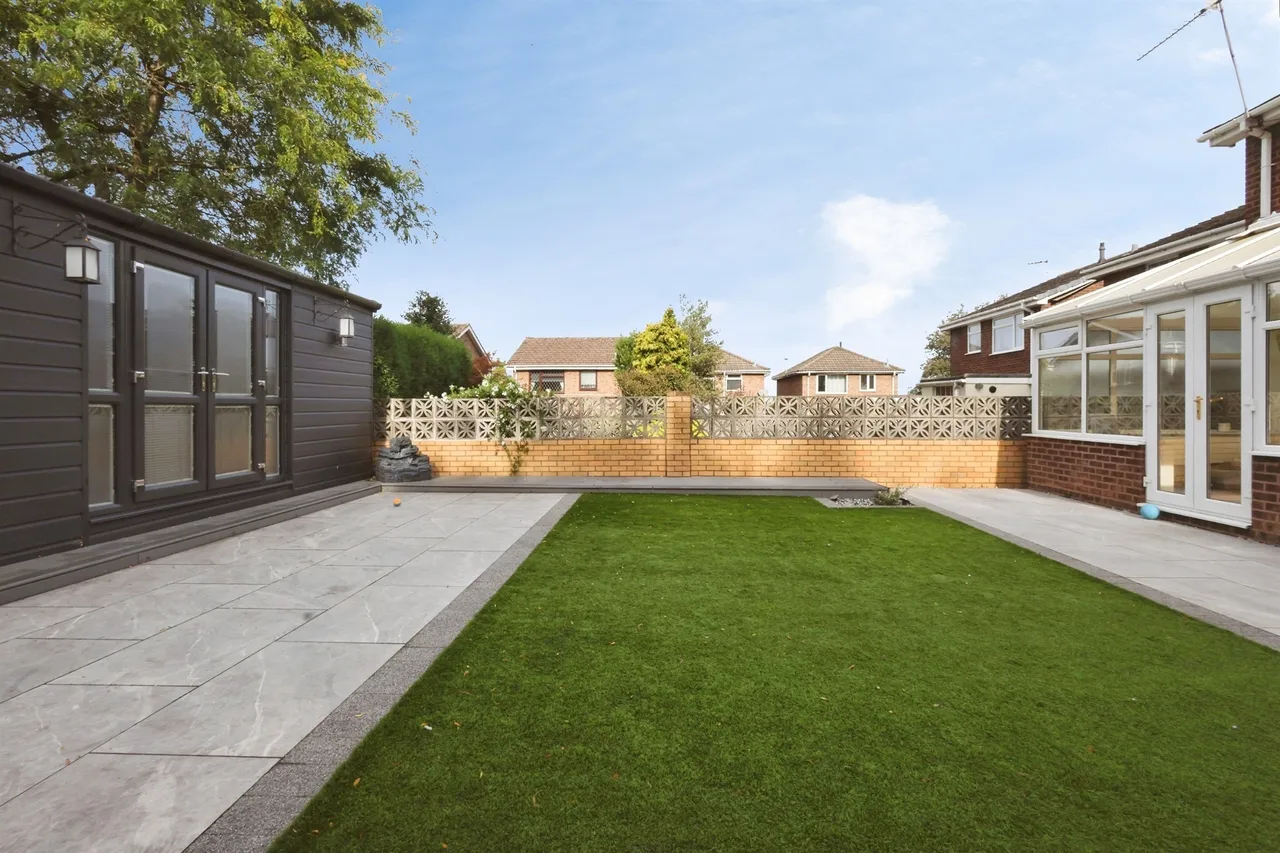 Tarry Hollow Road, Brierley Hill, DY5, photo 28