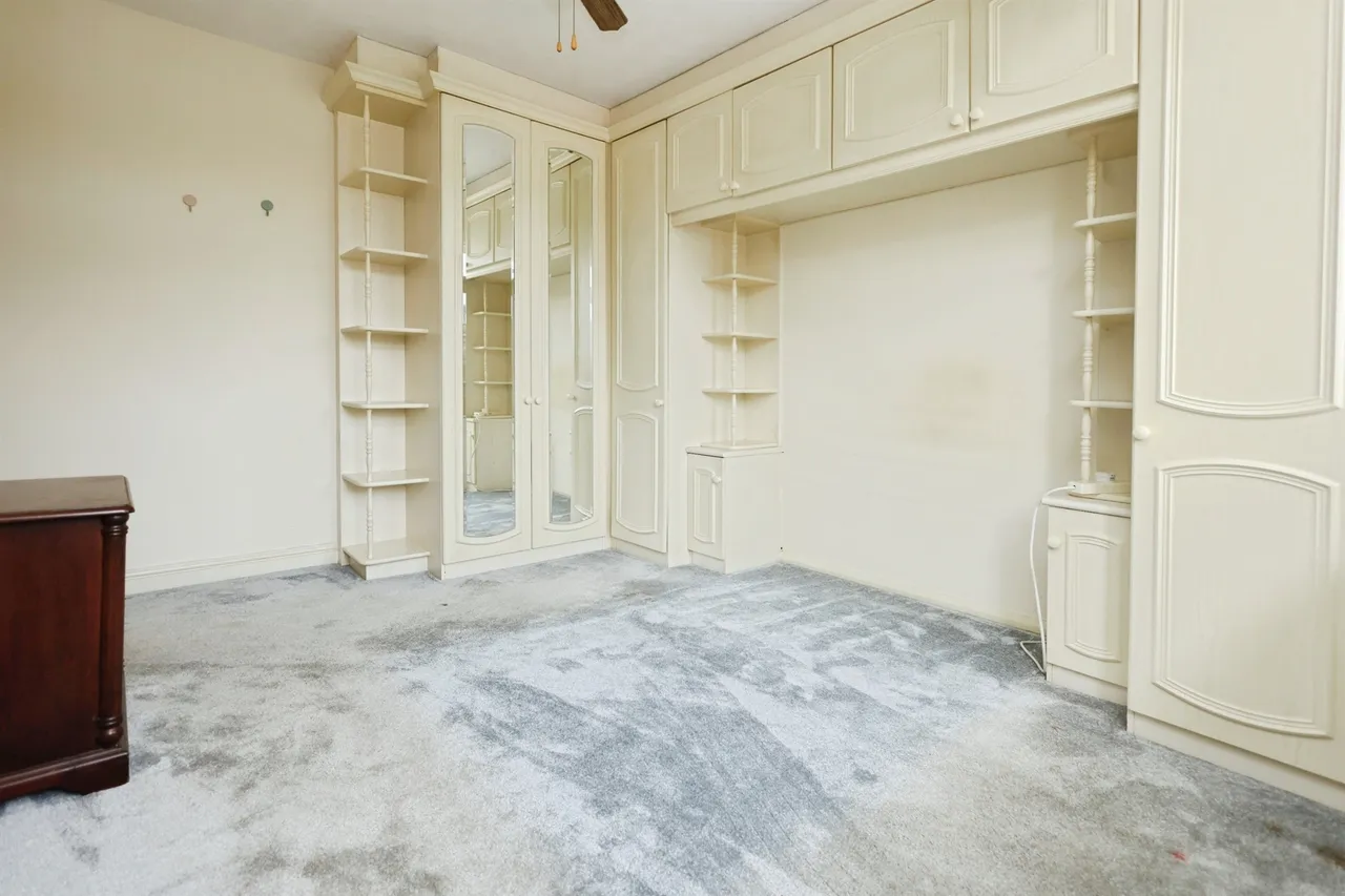 Tarry Hollow Road, Brierley Hill, DY5, photo 19