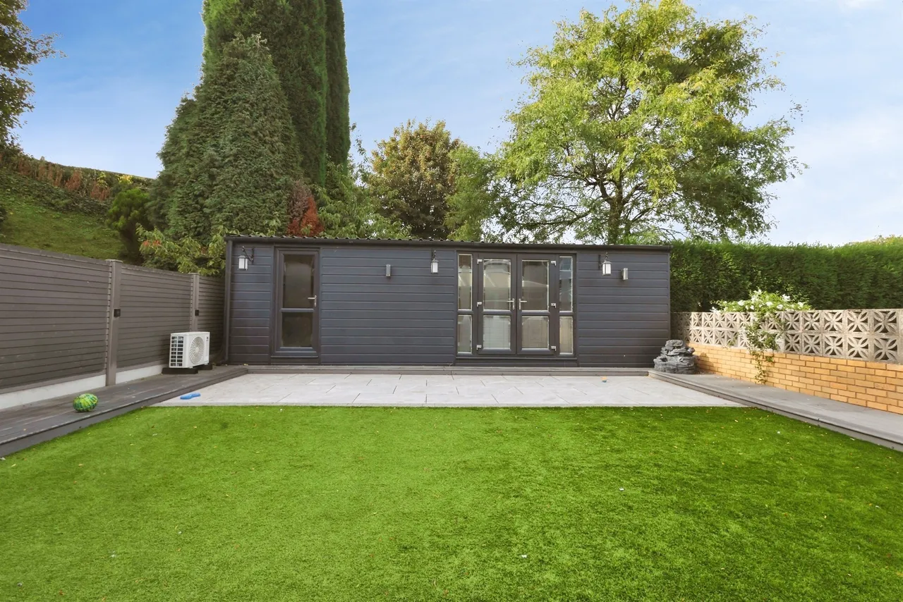Tarry Hollow Road, Brierley Hill, DY5, photo 3