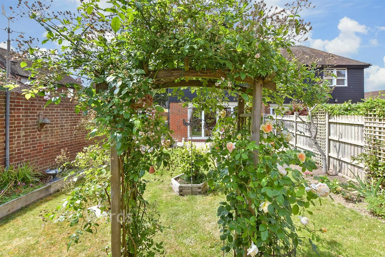 Brewers Close, Lydd, TN29, photo 6