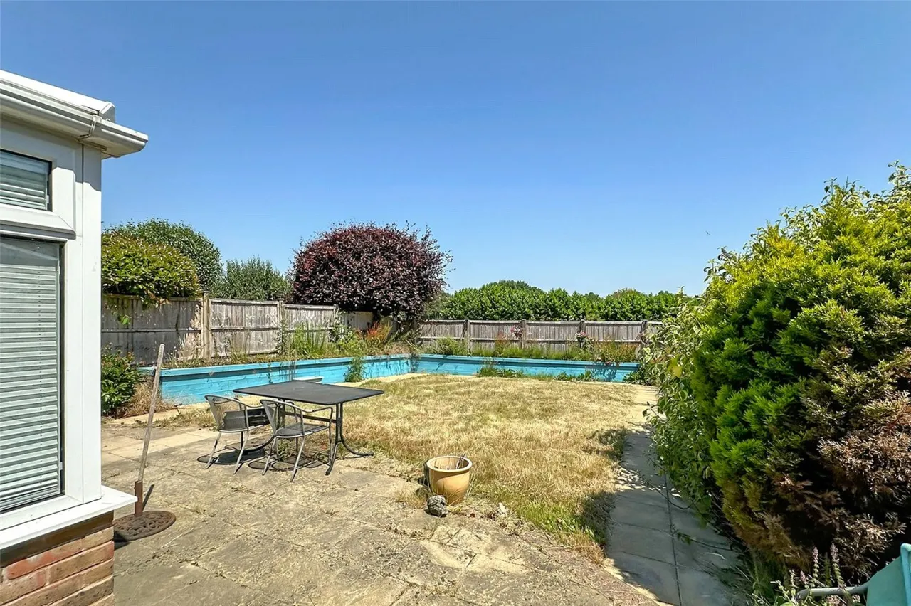 Rustington, Littlehampton, BN16, photo 2