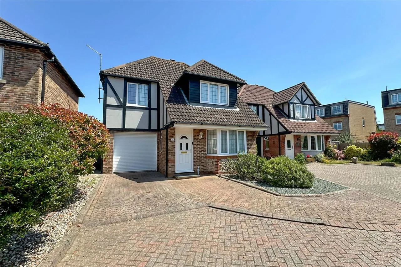 Rustington, Littlehampton, BN16, photo 13