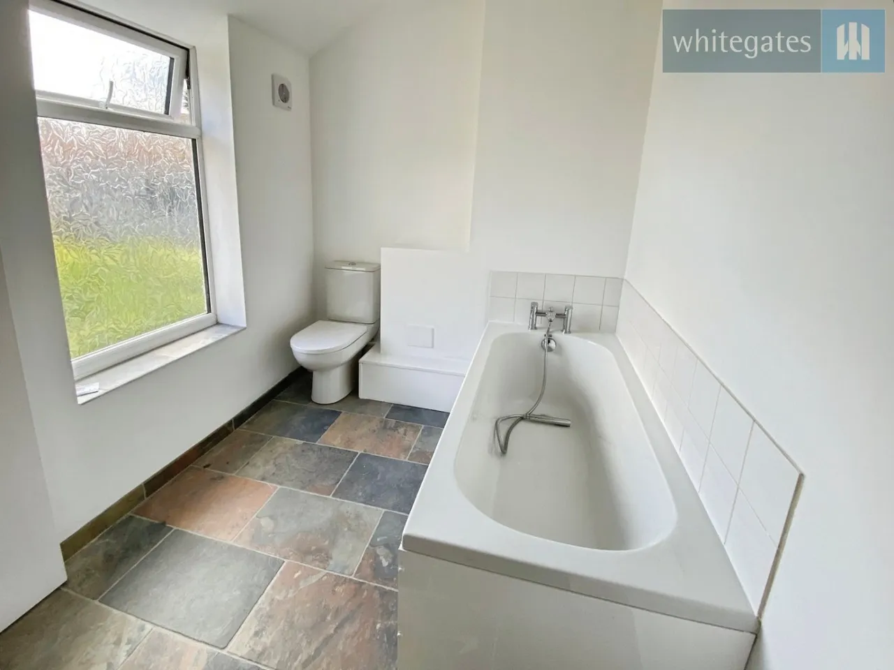 Top Road, Summerhill, LL11, photo 9