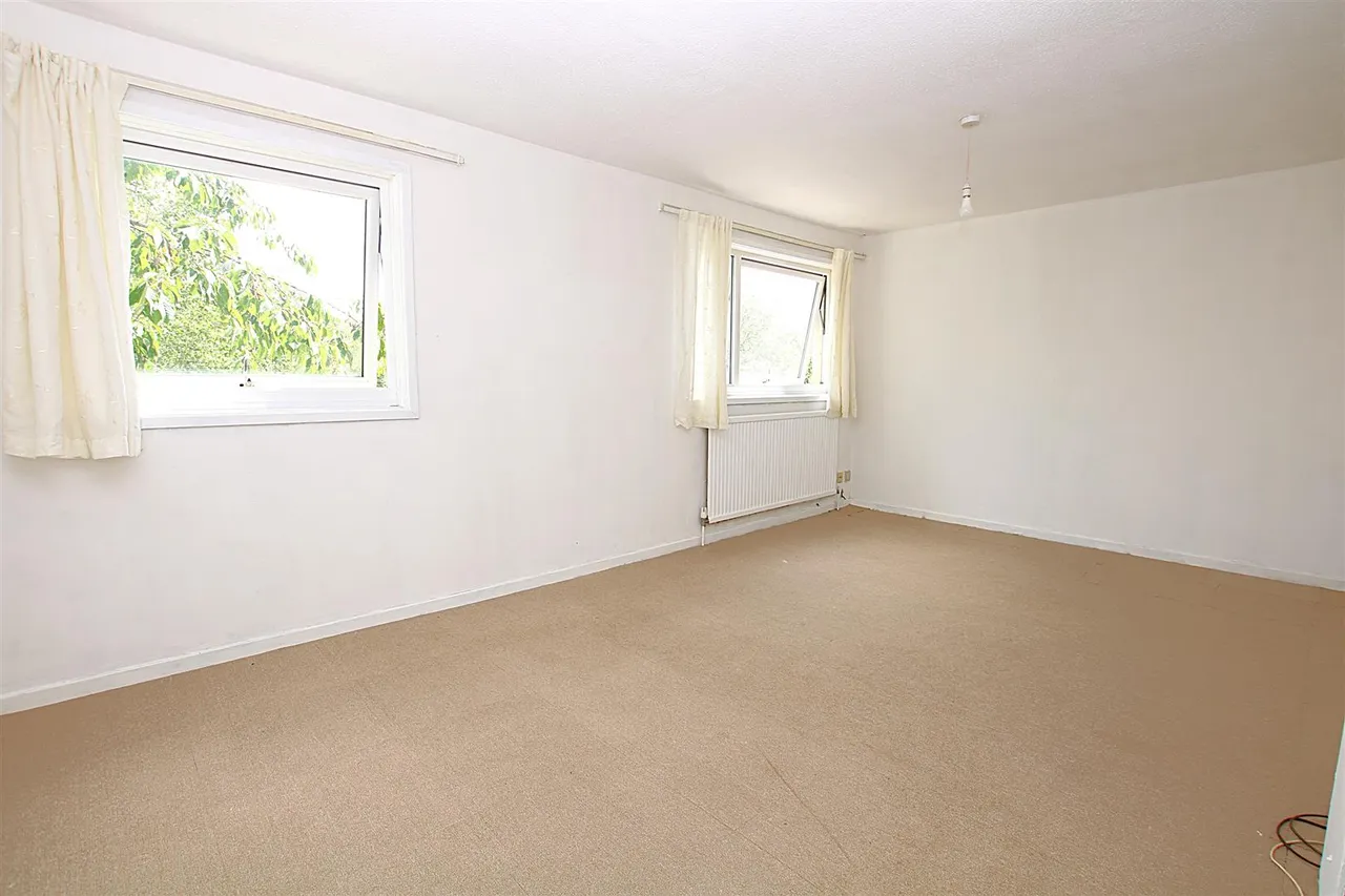 Alder Court, Thorplands, photo 7