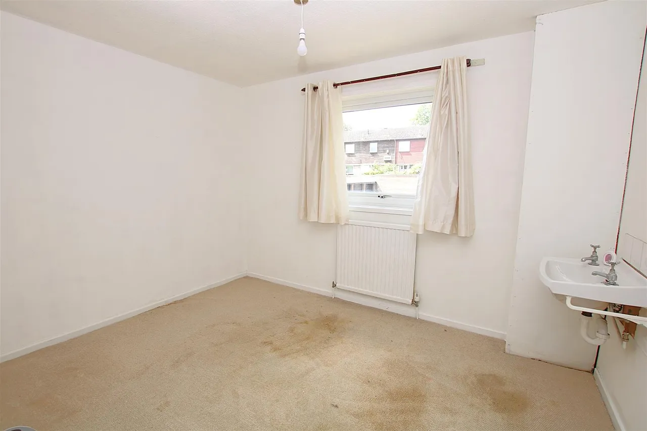 Alder Court, Thorplands, photo 12