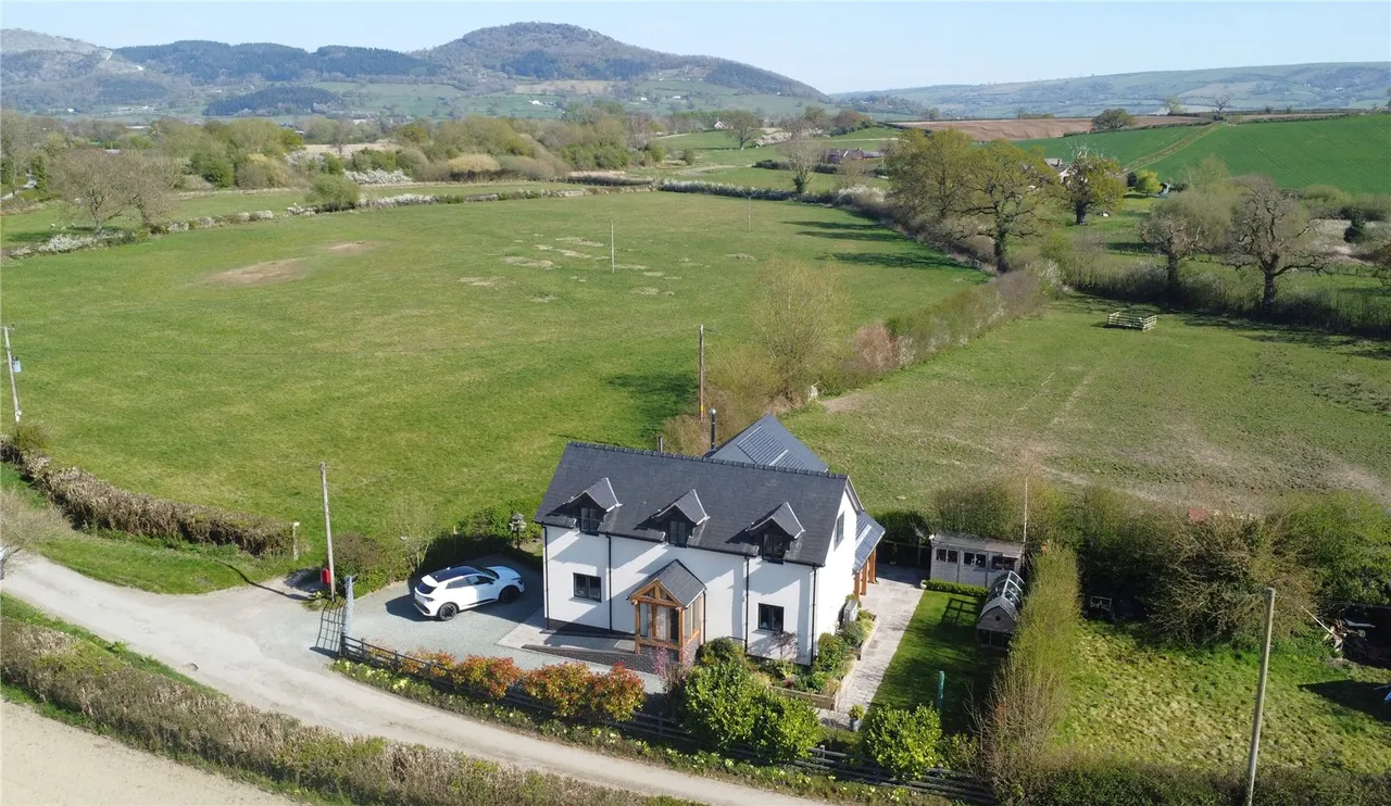 Pool Quay, Welshpool, photo 21