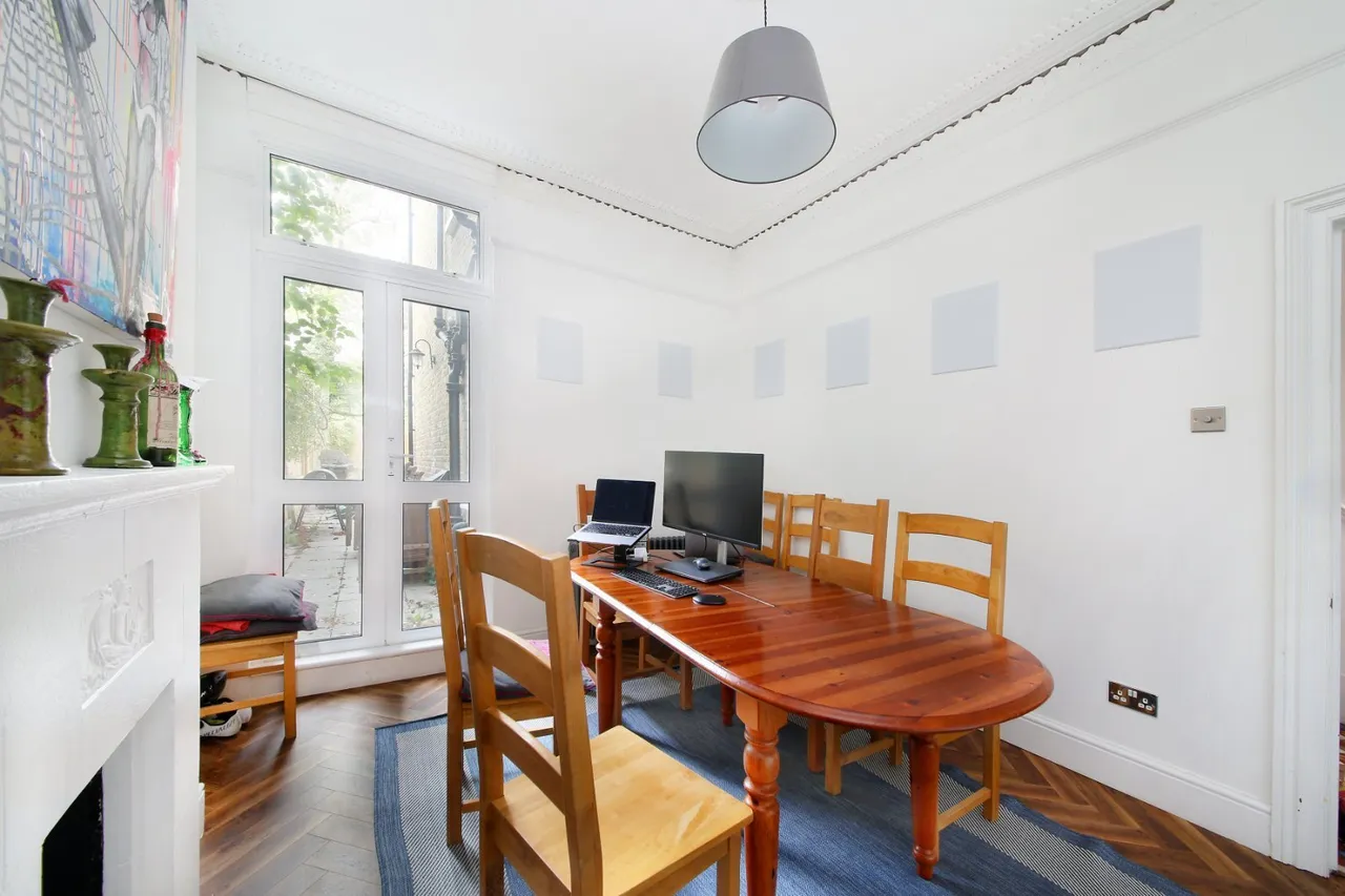 Fairmount Road, London, SW2, photo 13