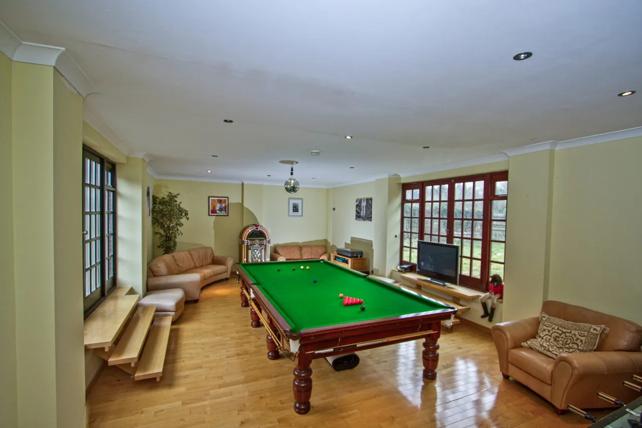 High Barn Church Lane, Finchampstead, Wokingham, RG40 4LR, photo 32