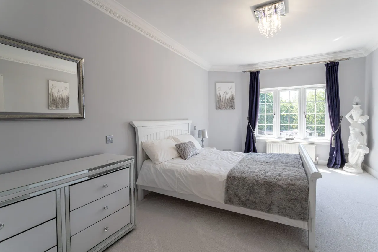 High Barn Church Lane, Finchampstead, Wokingham, RG40 4LR, photo 23