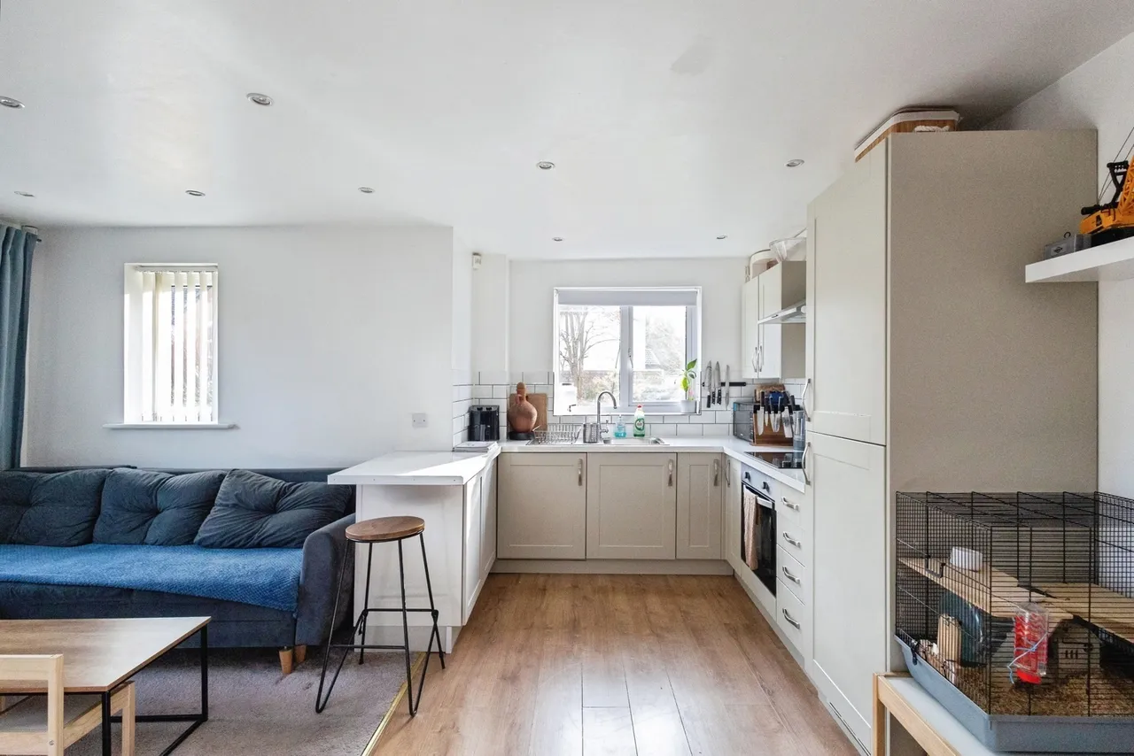 Downes Way, Manchester, Greater Manchester, M22, photo 4