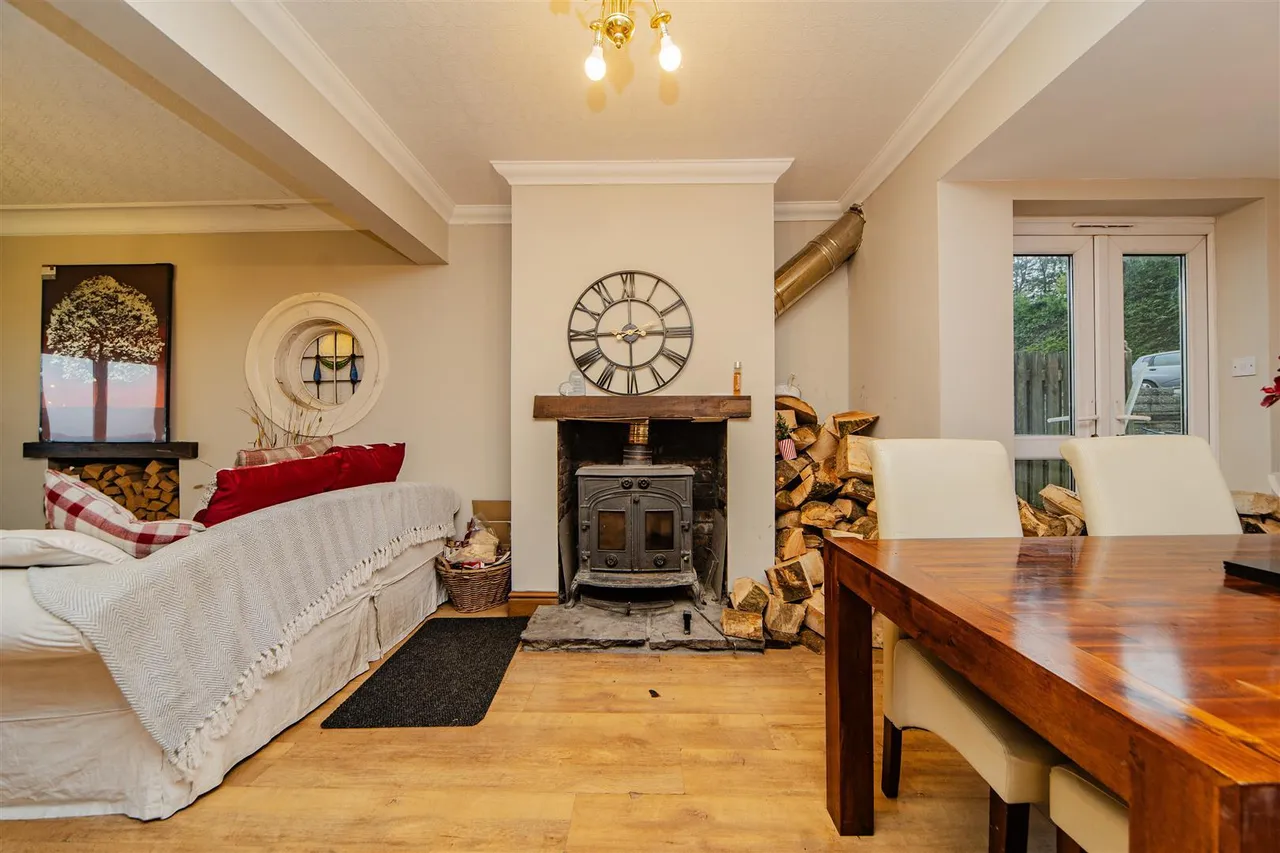 Twyn-Yr-Odyn, Twyn-Yr-Odyn, Cardiff, Wenvoe, The Vale Of Glamorgan, CF5 6BG, photo 7