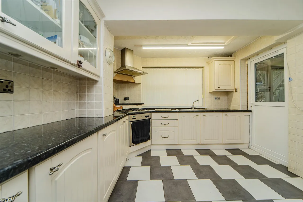 Twyn-Yr-Odyn, Twyn-Yr-Odyn, Cardiff, Wenvoe, The Vale Of Glamorgan, CF5 6BG, photo 11