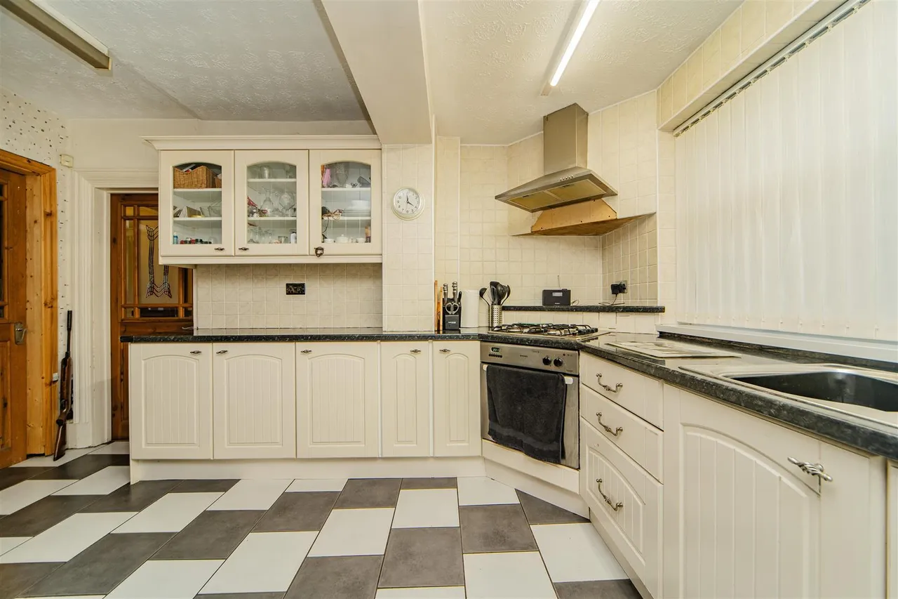 Twyn-Yr-Odyn, Twyn-Yr-Odyn, Cardiff, Wenvoe, The Vale Of Glamorgan, CF5 6BG, photo 4