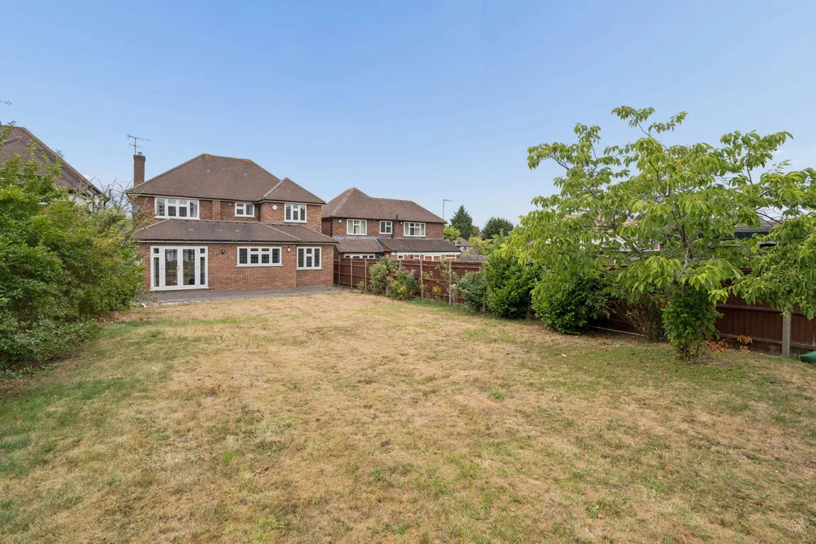Davenham Avenue, Northwood, HA6, photo 4