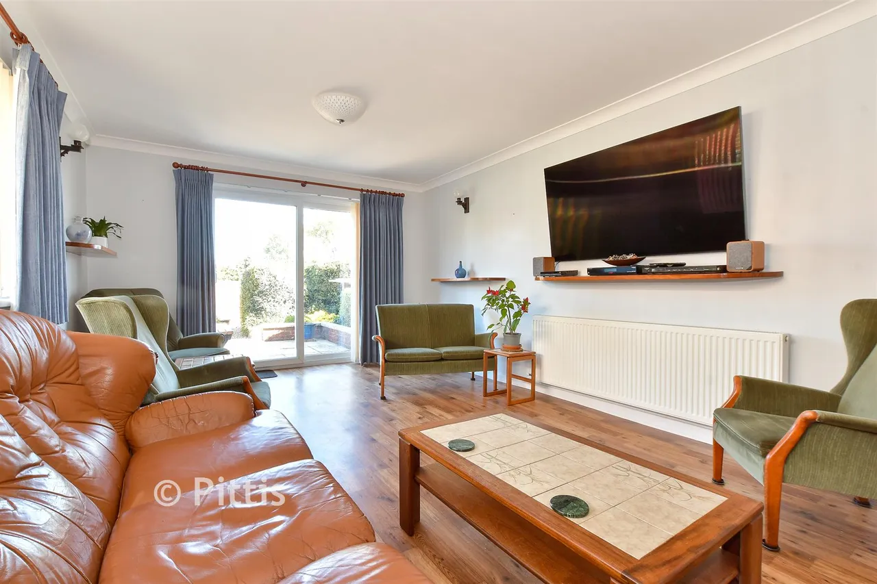 St. Faith's Road, Cowes, PO31, photo 6