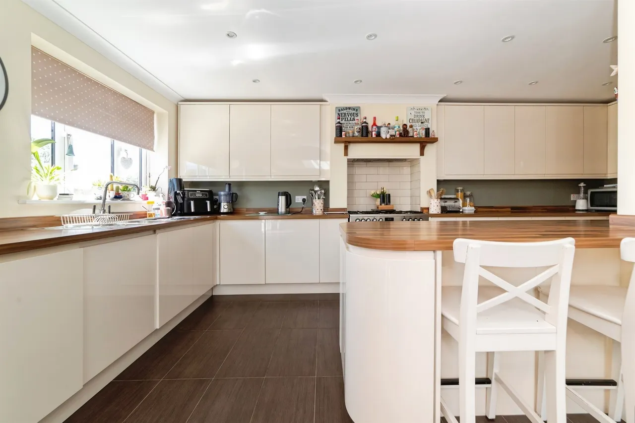 Nutcroft, Datchworth, SG3, photo 15