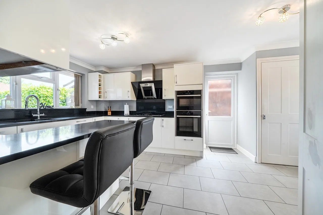 Howells Close, Sevenoaks, TN15, photo 4