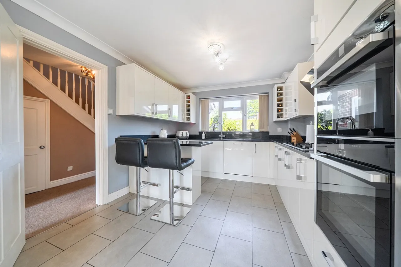Howells Close, Sevenoaks, TN15, photo 14