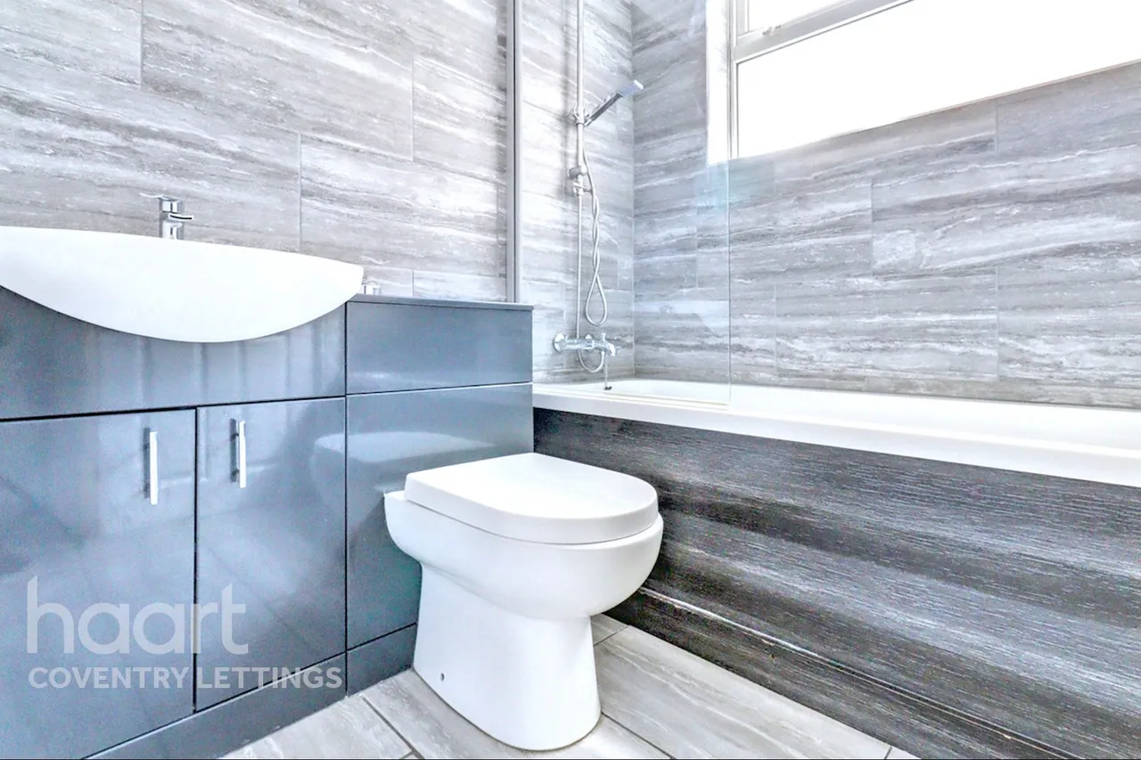 Hollis Road, CV3, photo 7