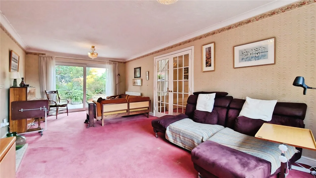 Roughgrove Copse, Binfield, Bracknell, Berkshire, RG42 4EZ, photo 13