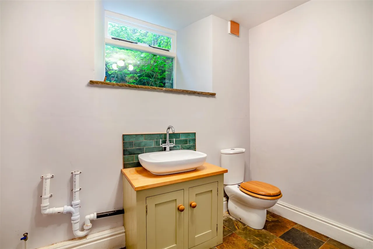 West Cottage, Fremington, photo 8