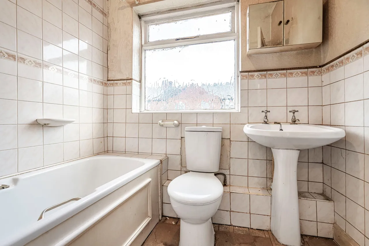 Kettering Road, Manchester, M19, photo 8