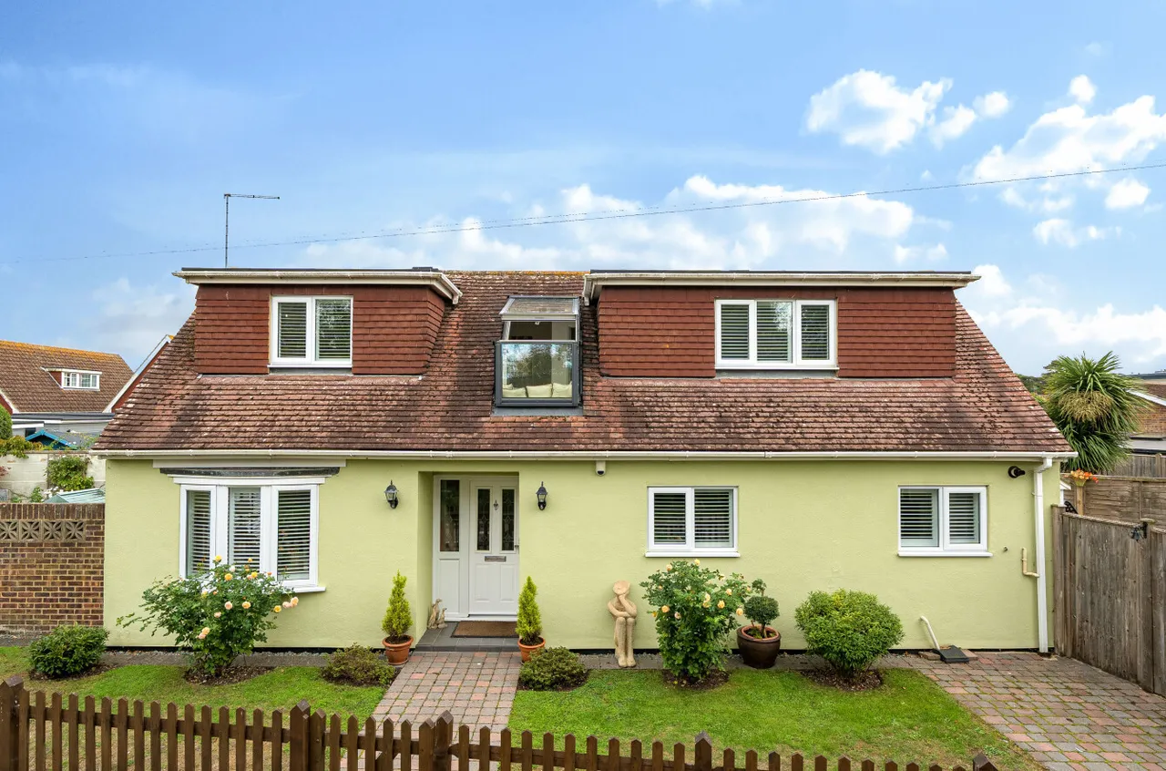 3 bed house for sale, Little Paddocks, Ferring, BN12