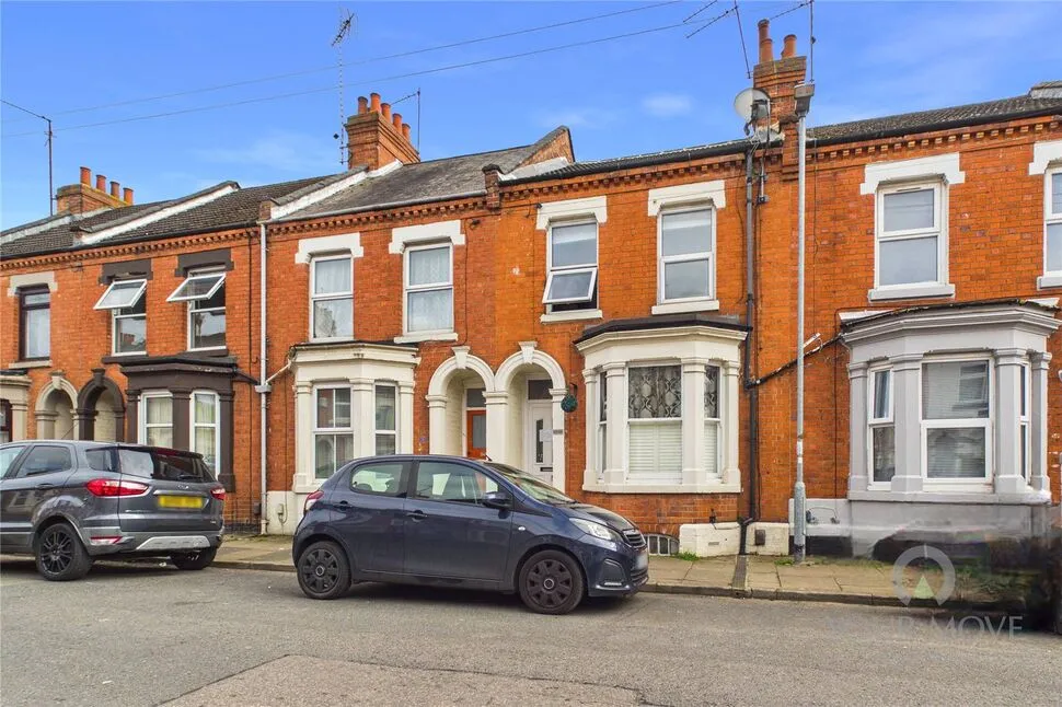 3 bed house for sale — Derby Road, Abington, Northampton, NN1