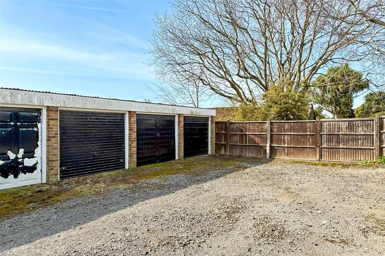 2 bed property for sale, Sea Lane, East Preston, BN16