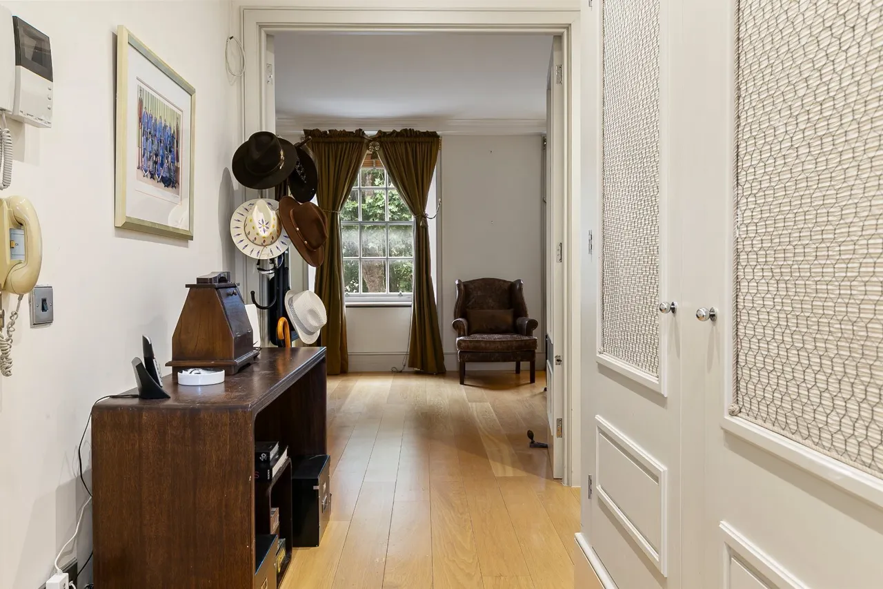 Lowndes Square, Knightsbridge, SW1X, photo 4