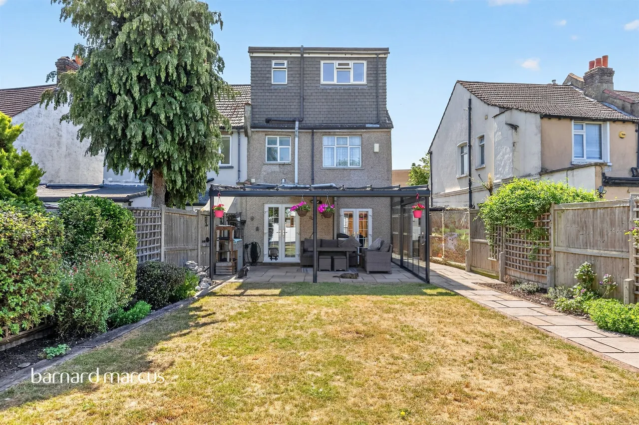 Hackbridge Road, Wallington, SM6, photo 18