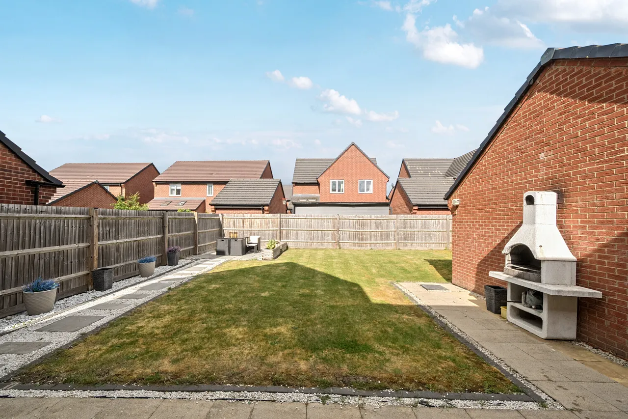 Lennon Way, Stoke Mandeville, HP21, photo 13